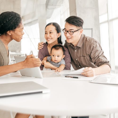 When Does Financial Support from Family, Friends Play the Role of Emergency Savings?